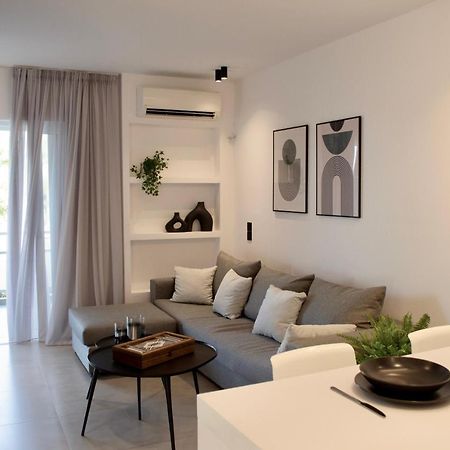 Seafront Apartment By C2C Architects Kalivia Thorikou Dış mekan fotoğraf